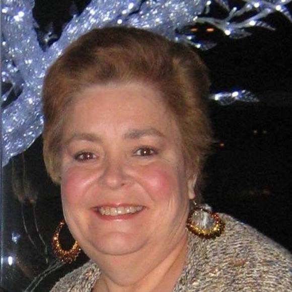 Meet your Posher, Lynette - Picture 1 of 1